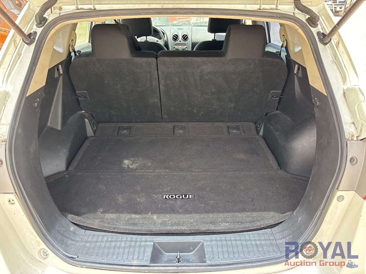 2013-nissan-rogue-image-19
