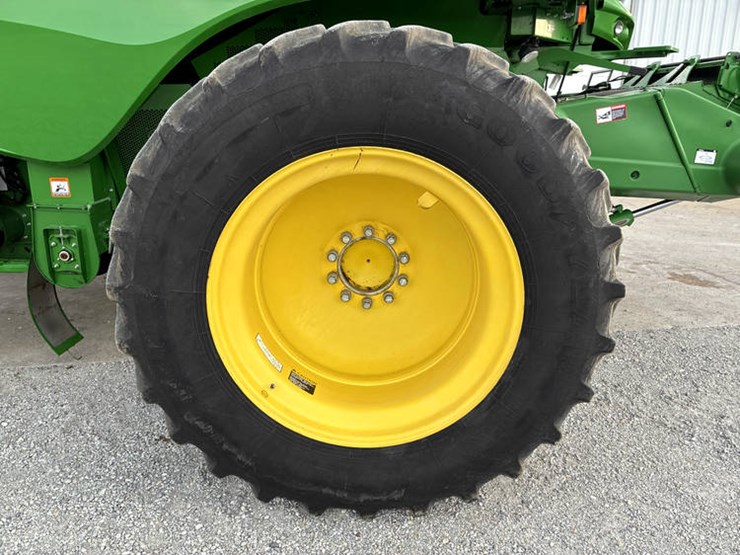 2015-john-deere-s680-image-37