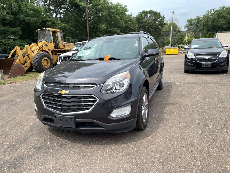 2016-chevrolet-equinox-lt-image-1