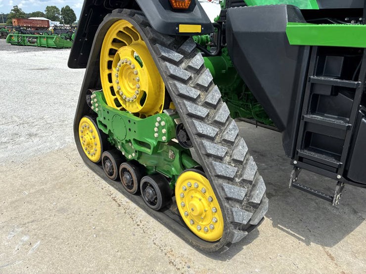 2021-john-deere-8rx-310-image-50