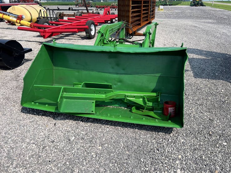 john-deere-148-image-2