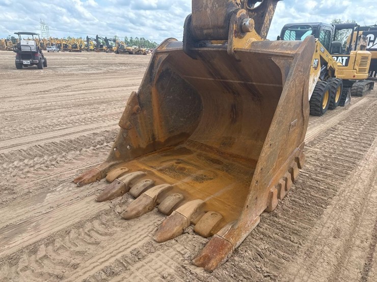 caterpillar-349fl-image-28