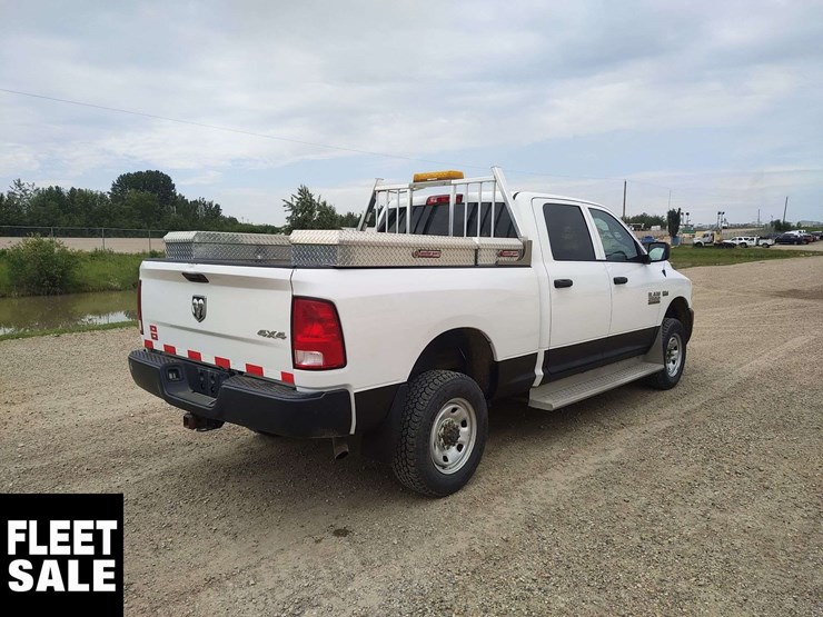 2015-ram-tradesman-image-4