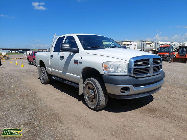 2009-dodge-ram-2500-image-2