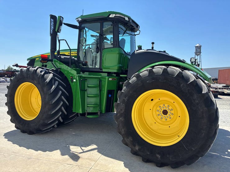 2023-john-deere-9r-440-image-9