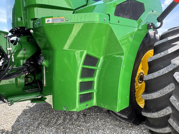 2017-john-deere-9570r-image-34