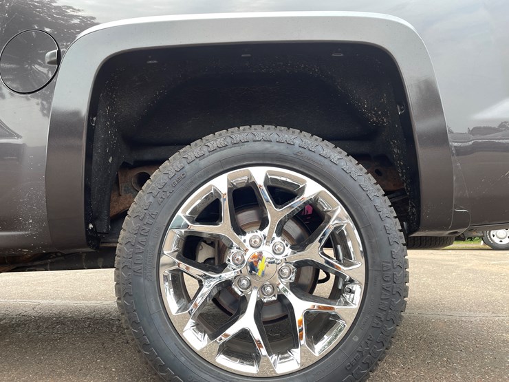 2016-chevrolet-silverado-image-23