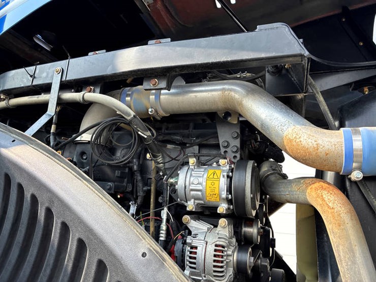 2021-new-holland-t9.565-image-47