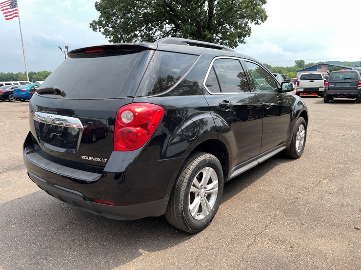 2013-chevrolet-equinox-lt-image-6