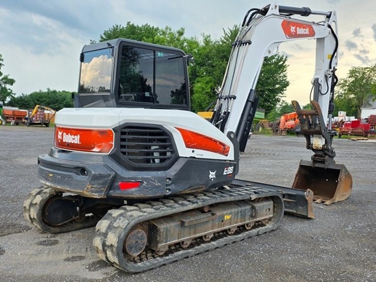 2022-bobcat-e88-image-3
