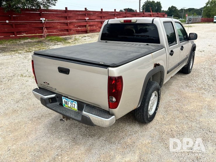 2004-chevrolet-colorado-ls-image-9