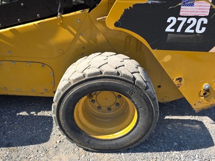 2012-caterpillar-272c-image-23