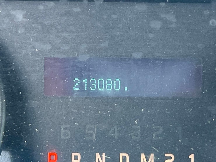 2014-ford-f150-xl-image-14