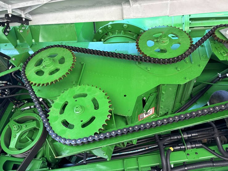 2024-john-deere-s780-image-44