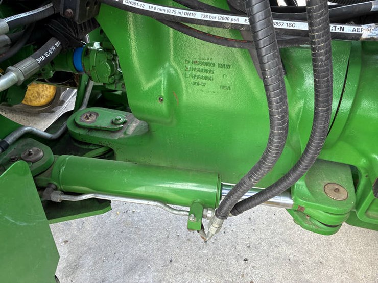 2018-john-deere-9620-image-38