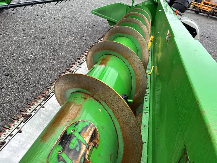 2013-john-deere-635f-image-18