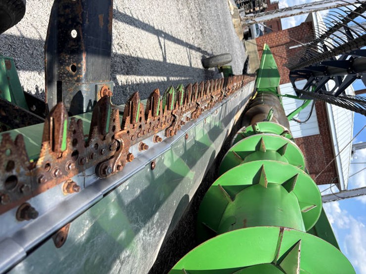 2010-john-deere-625f-image-4