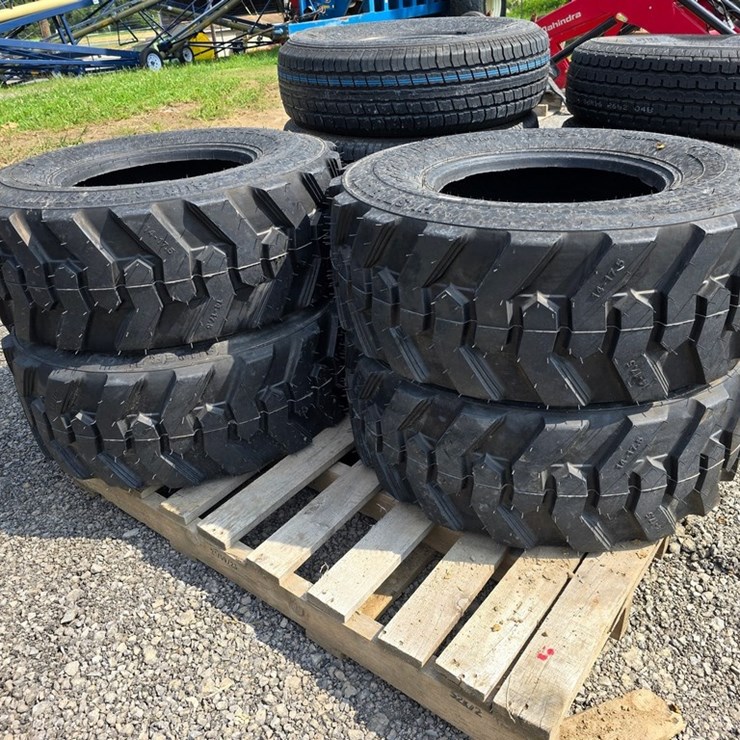 New 4-17.5 Forerunner Skidloader Tires