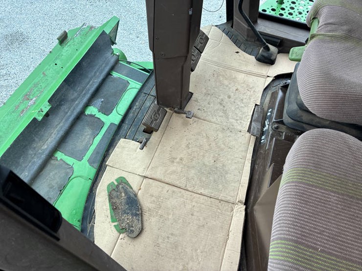 2002-john-deere-9750-image-102