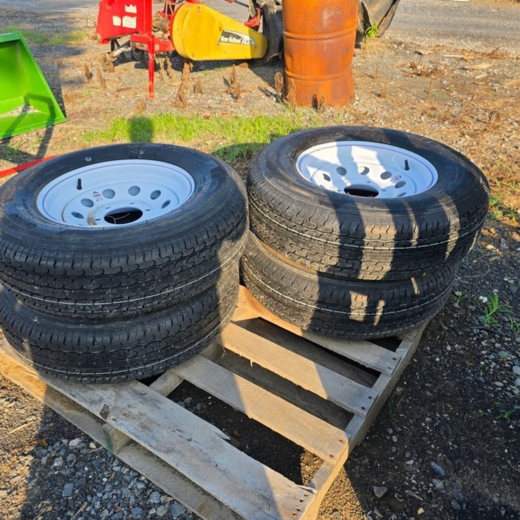 New 4-225/75R15 Trailer Tires & Rims