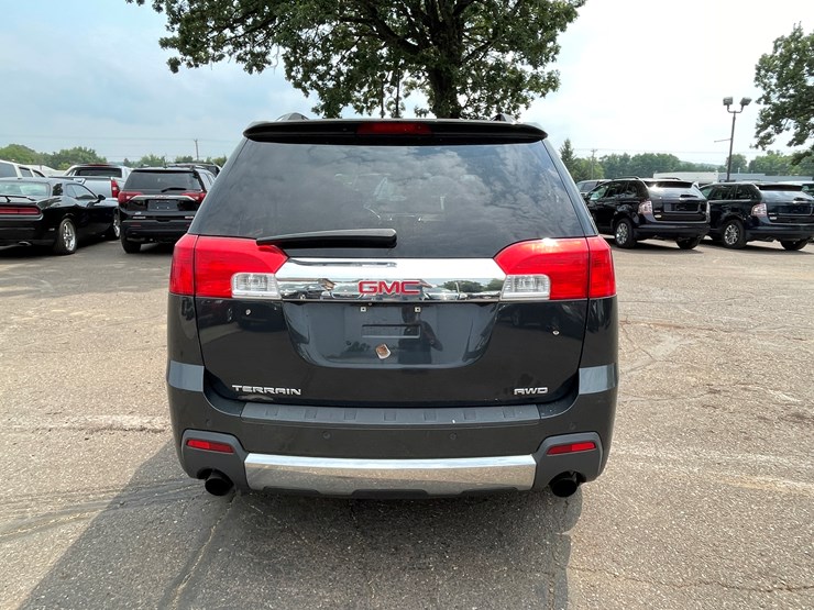 2014-gmc-terrain-slt-image-6
