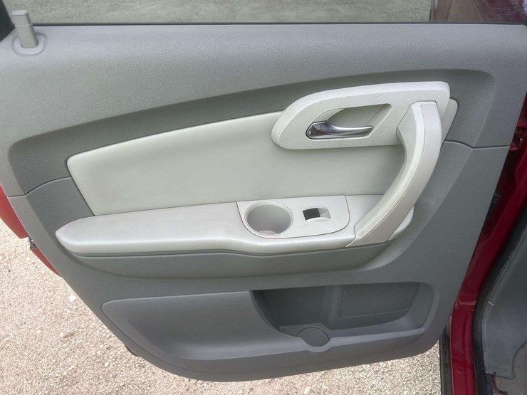 2012-chevrolet-traverse-ltz-image-20