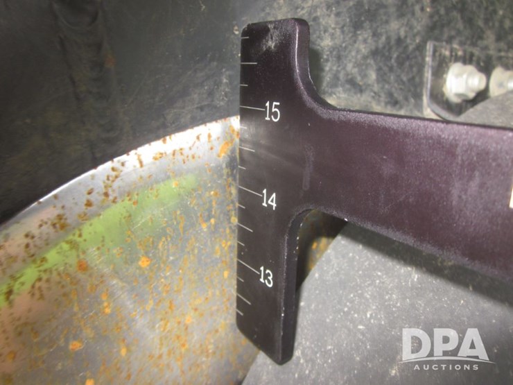 2010-kinze-3660-image-28