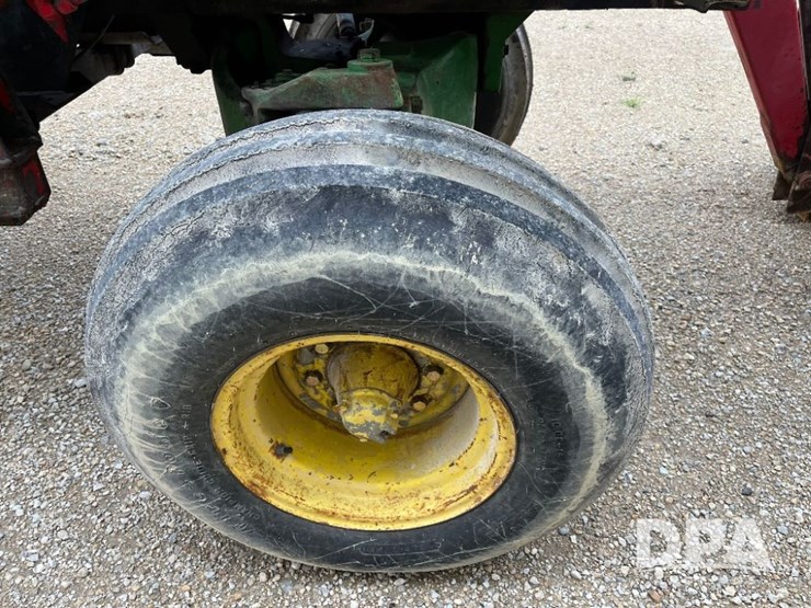 john-deere-4620-image-28