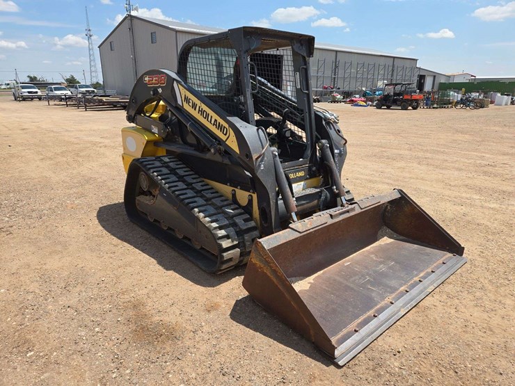 2014-new-holland-c238-image-3