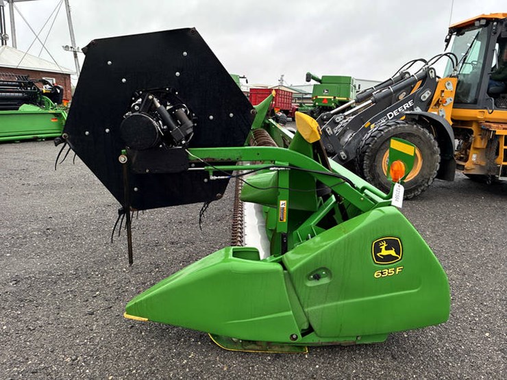 2013-john-deere-635f-image-22