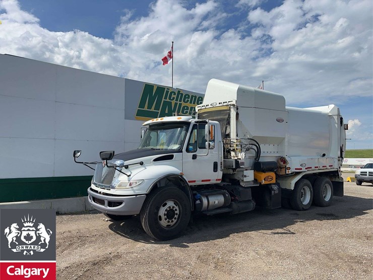 2016-international-workstar-7400-image-2