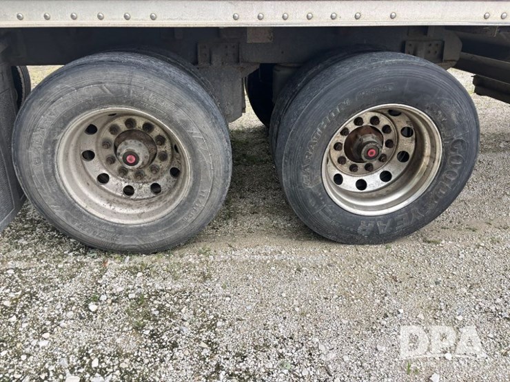 2016-wilson-grain-trailer-image-46