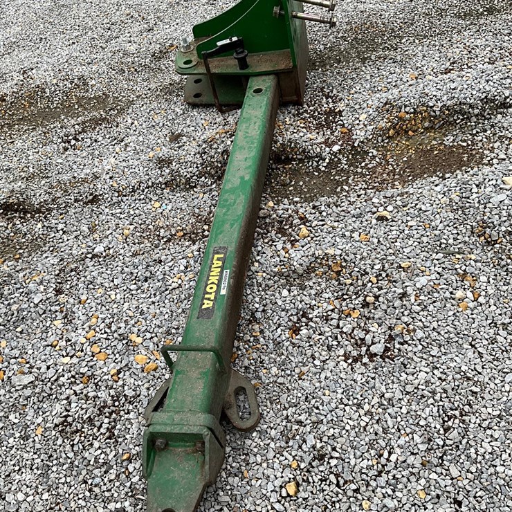 JOHN DEERE S670