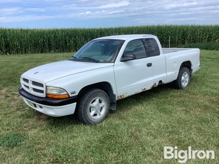 1999-dodge-dakota-image-1