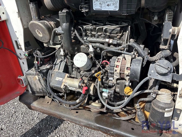 2018-bobcat-t590-image-16