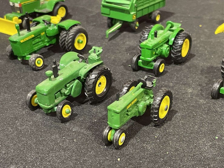 john-deere-64-image-6