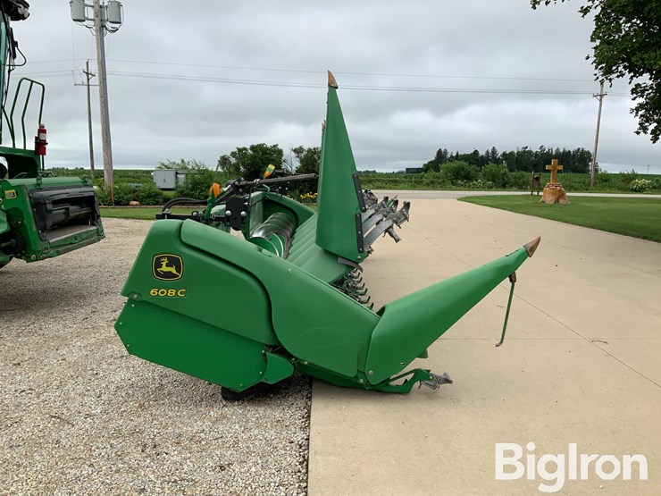 2013-john-deere-608c-image-12