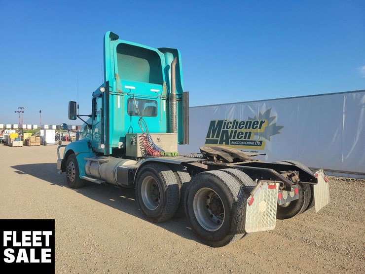 2014-kenworth-t660-image-3