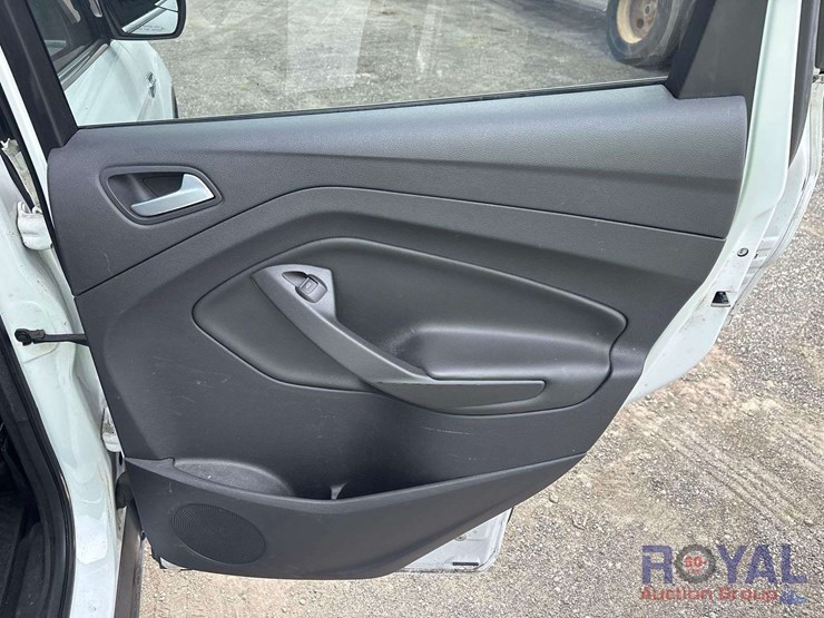 2013-ford-escape-image-23