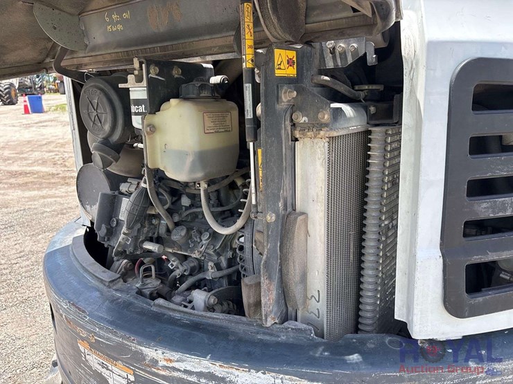 2017-bobcat-e32i-image-13