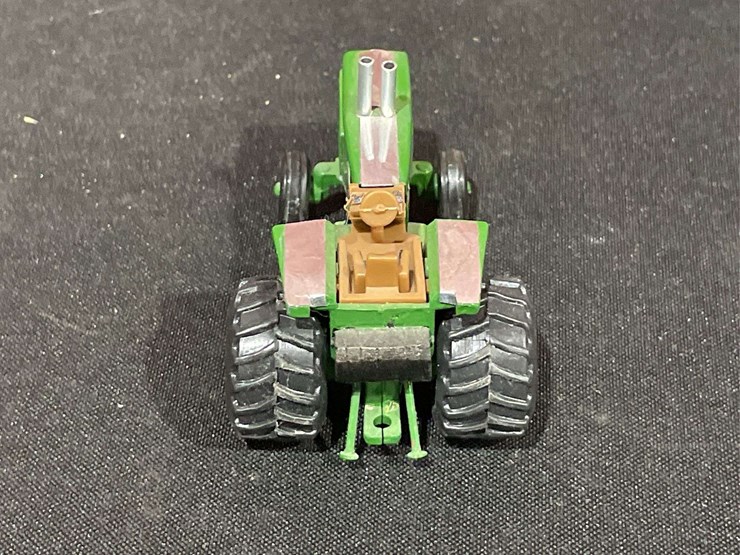 john-deere-64-image-5