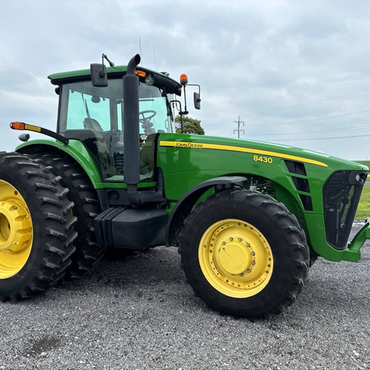 2009 JOHN DEERE 8430
