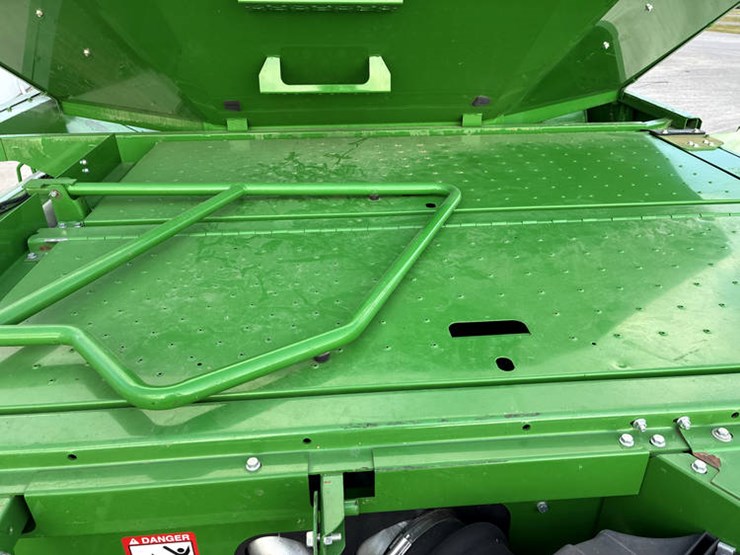 2016-john-deere-s680-image-93
