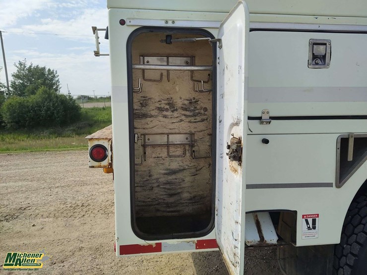 2011-international-workstar-7500-image-20