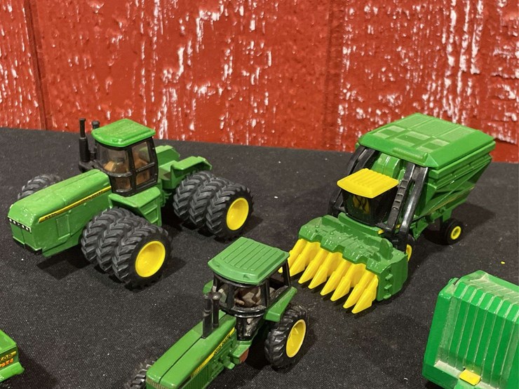 john-deere-64-image-4
