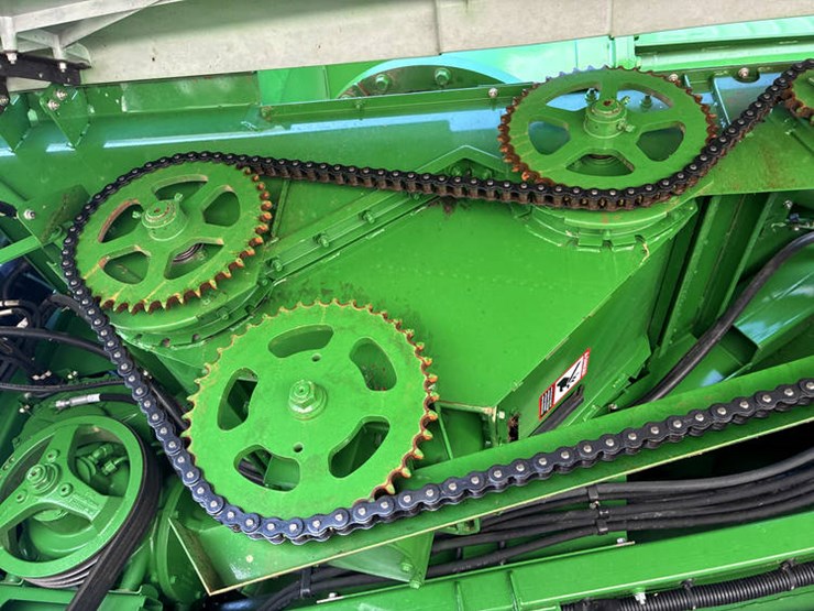 2013-john-deere-s690-image-48