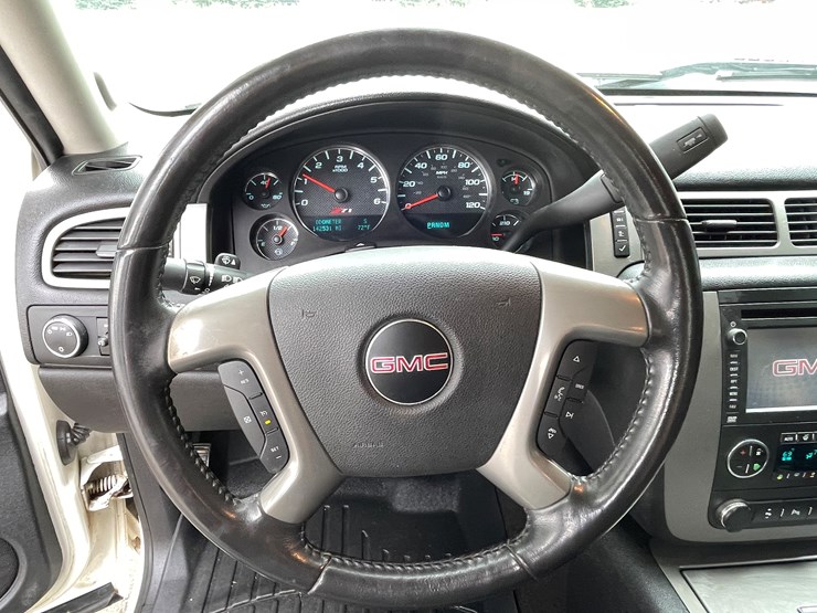 2012-gmc-1500-image-64