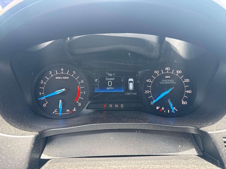 2019-ford-explorer-image-14
