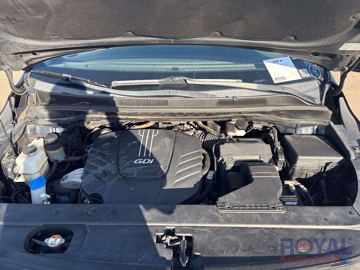 2015-kia-sedona-image-4