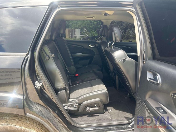 2019-dodge-journey-image-23